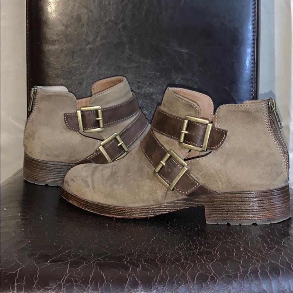 b.o.c ankle boots